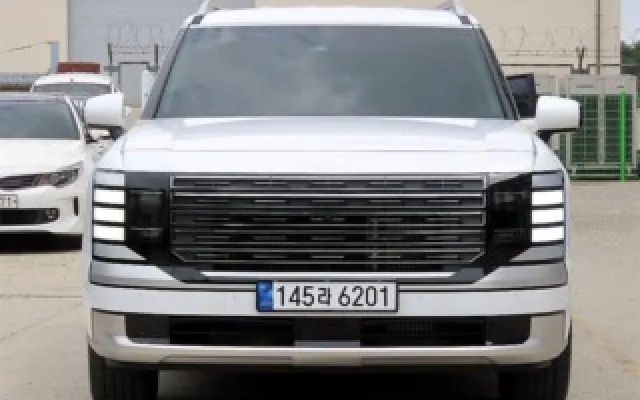 팰리세이드 중고차 디 올 뉴 팰리세이드 2.5T 4WD 9인승 매물 사진 6 - 2025/03 12,890km